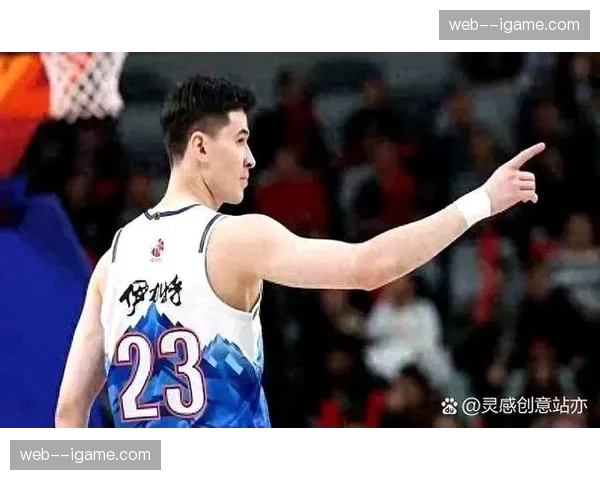 镜头记录：新疆队队长阿不都沙拉木赛后加练投篮